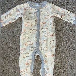Little Beginnings Elephant Pajamas never worn size 3-6mo